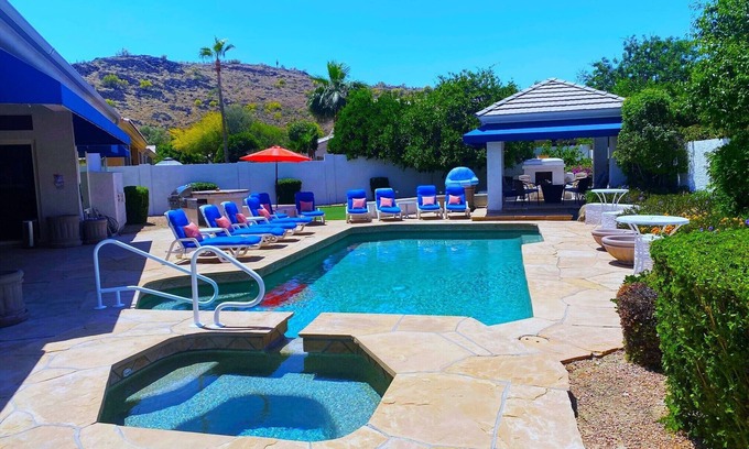 Pinnacle Hill House | North Phoenix-Glendale Resort-Style, Saltwater Pool & Spa, Hiking & Golf Nearby