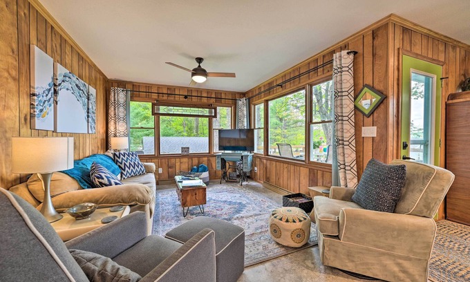 Kalkaska Cottage | 'Northern Nights Beachfront Cottage' in Kalkaska