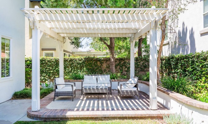 Northpark House | Northpark Exotic Charm on La Canada #40704