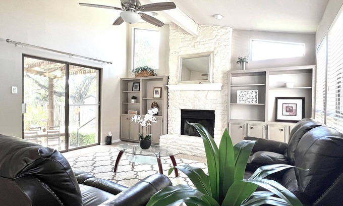 McNeil Condo | Northwest Austin Monthly Home Sweet Home