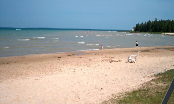 Mackinaw City Hotel | Northwinds Motel