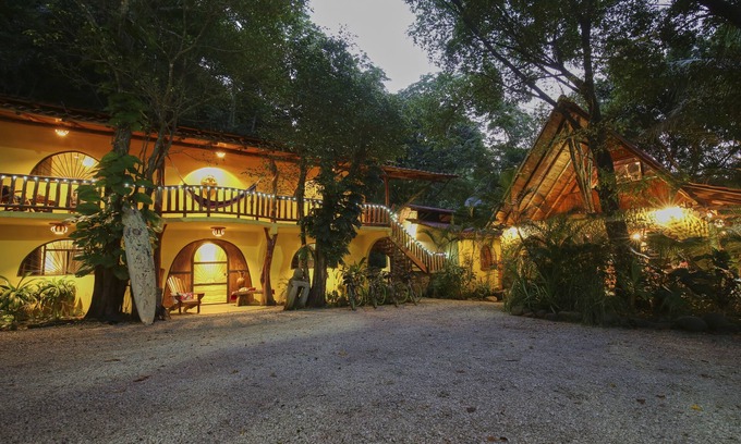 Nosara Bed & Breakfast | Nosara Sunrise Bed and Breakfast - Shells Room