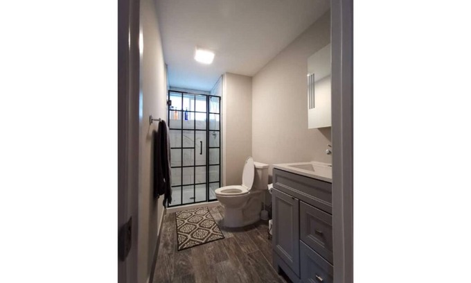 Gainesville House | Not accepting bookings for now, Private suite by the lake private entry