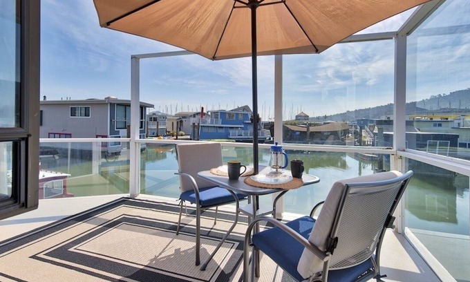 Marin City Boat Rental | Not your Ordinary Houseboat! Deep Water & just remodeled! Excellent Location