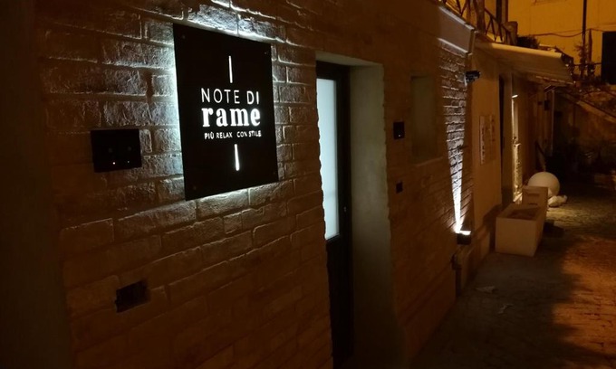 Castelfidardo Apartment | Note di Rame