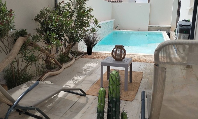 Pont-Saint-Esprit House | Nouvelle Propriété Pavillon Neuf Climatisé Piscine Chauffée Jardin Clôturé