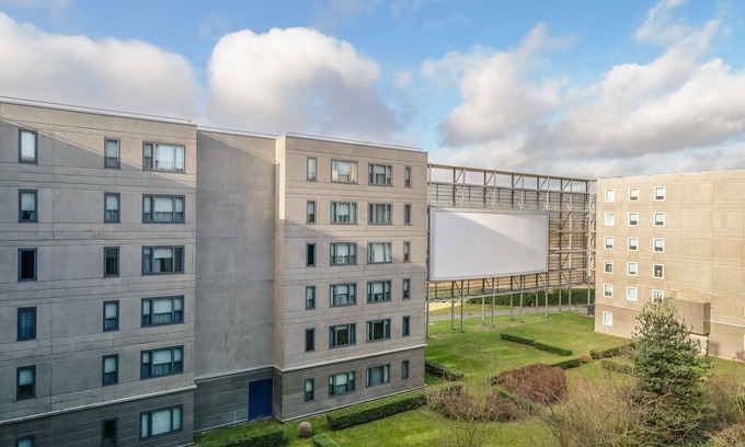 Roissy-en-France Hotel | Novotel Suites Paris CDG Airport Villepinte