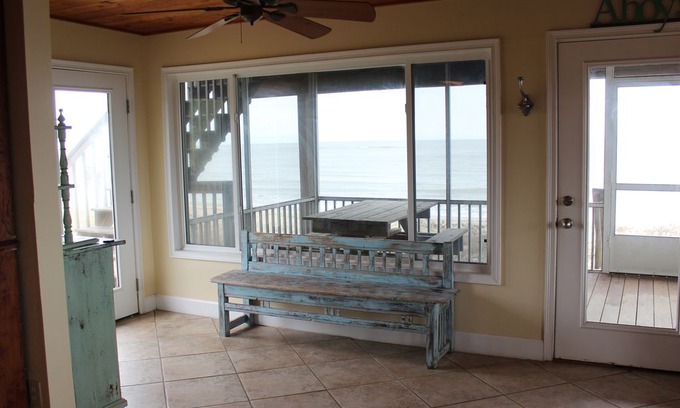 Port St. Joe House | NOW ACCEPTING RESERVATIONS BEGINNING JULY 13TH.