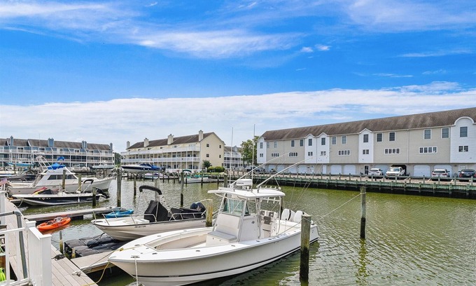 Ocean View House | ~Now Booking for 2026~Bring your Boat & Enjoy the Picturesque Water Views.