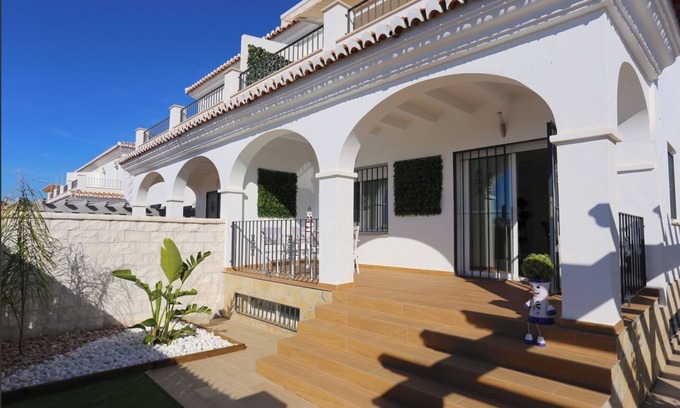 Velez-Malaga Ski Chalet | Noza Beach