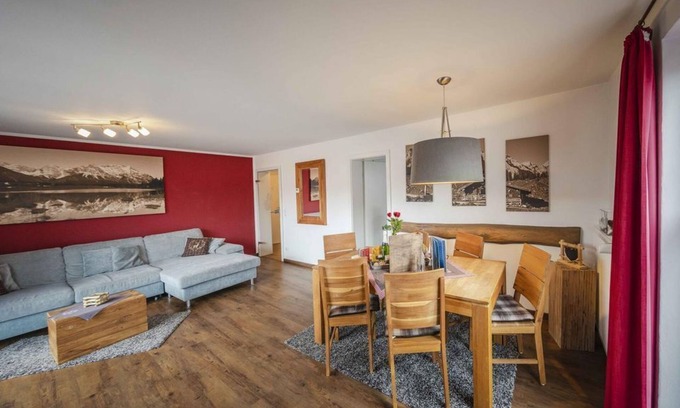 Mittenwald Apartment | "Nr. 4" - vacation apartment/1 bedroom/shower, WC - Erli, house