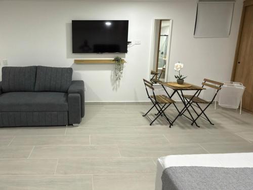 Guatape Apartment | Nuevo apartamento en plaza principal de Guatape