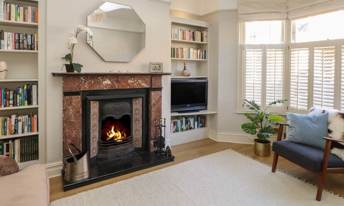 Sowerby Cottage | NUMBER 15, pet friendly, character holiday cottage in Thirsk