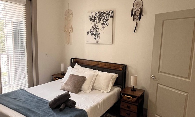 Dallas Apartment | Nurse's Nook