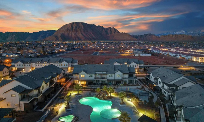 Santa Clara House | O-51| Palms Getaway Ocotillo Springs* Pvt Hot Tub* Near Tuacahn & Snow Canyon