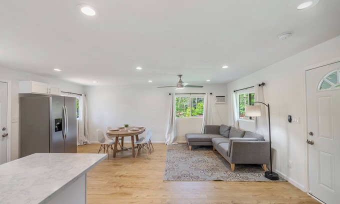 Wahiawa House | Oahu 2BR - Sleeps 4, WiFi + Surf, Hike, All access
