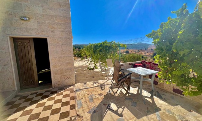 Suwailih House | Oak Chalet شاليه الملول