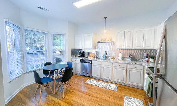 Southwest Raleigh House | Oak City Retreat—Townhome with Game Room, mins from PNC arena!