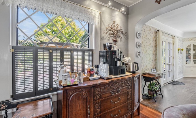 Ashland Bed & Breakfast | Oak Hill Bed & Breakfast