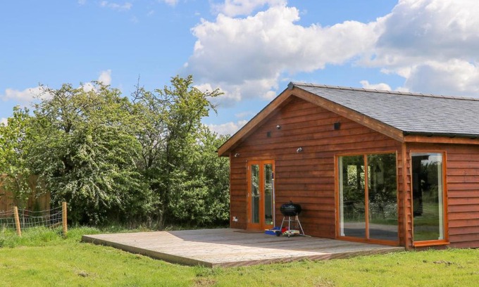 Sheriff Hutton House | Oak Lodge