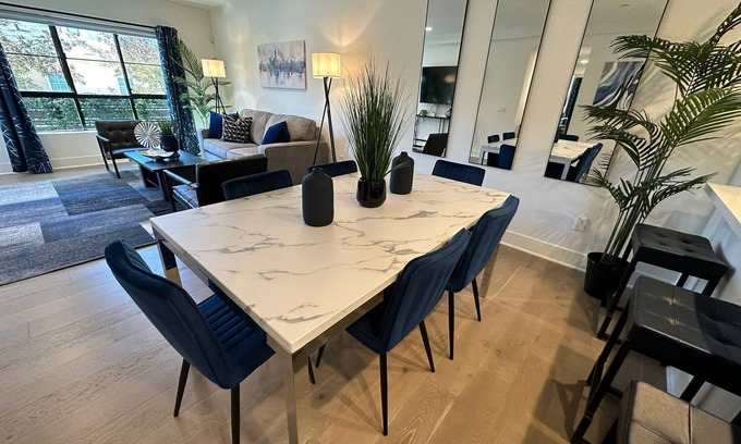 Los Angeles Hotel | Oasis 3 BR 3 BA steps from Century City Mall
