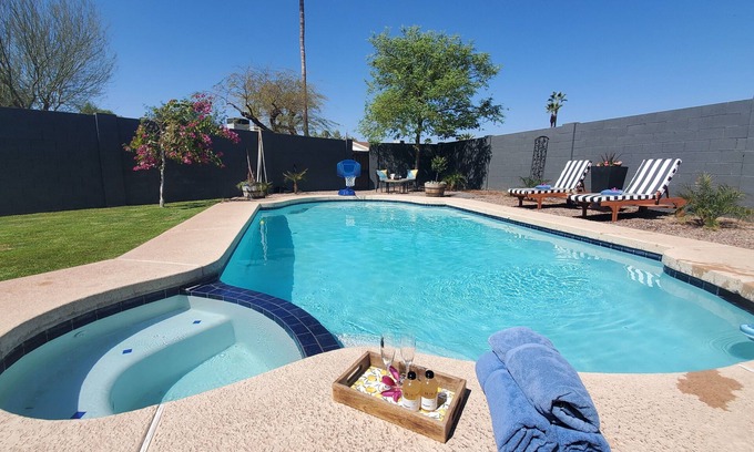 Chandler House | *OASIS Desert Retreat with POOL