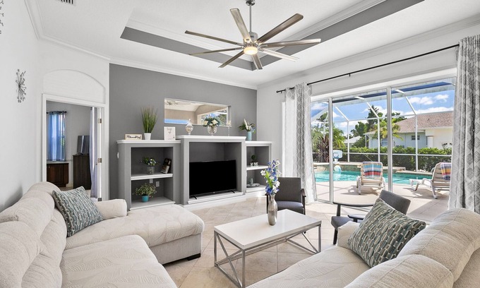 White Marsh House | Oasis Home/Heated Pool/Fenced Big Yard/Pet Friendly