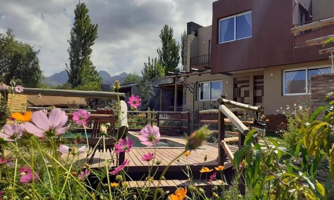 Las Compuertas House | Oasis Jadranca