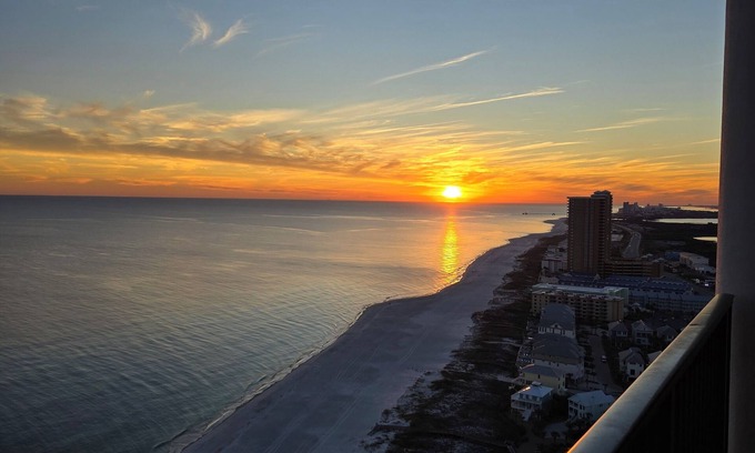 Orange Beach Condo | Oasis Resort amenities are tops! Condo has only5 star reviews & local owners!