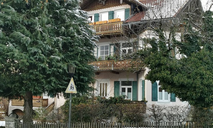 Oberammergau Apartment | Oberammergau, 2BR, laundry, Netflix, full kitchen, panorama view, top location