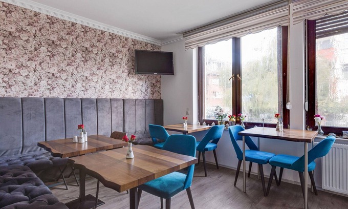 Oberhausen Apartment | Oberhausen Cozy Nest