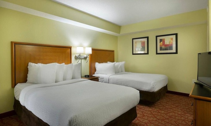 Downtown Myrtle Beach Condo | Ocean Bliss 3BR with Endless Comforts