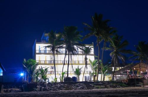 Patuwatha Hotel | OCEAN EDGE HIKKA