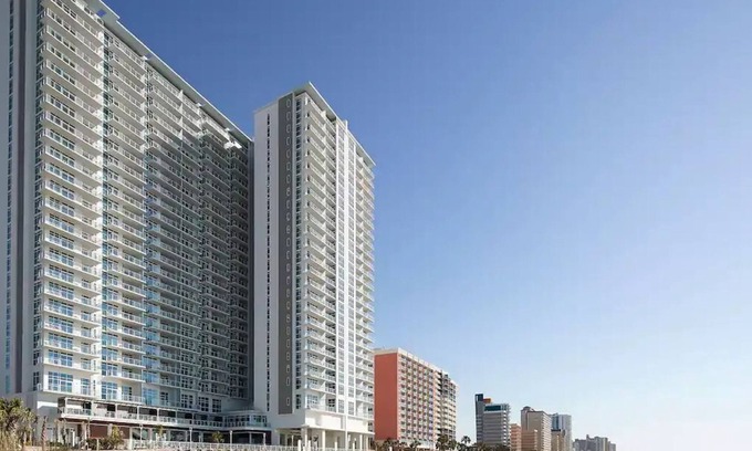 Downtown Myrtle Beach Resort | Ocean Enclave by Hilton Grand Vacations- 2 Bedroom Unit Sleeps 6!