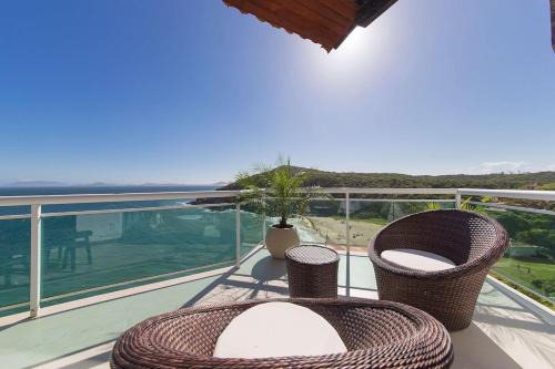 Caravelas Apartment | Ocean Front Apartment in Buzios Praia Caravelas