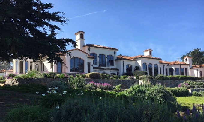 Del Monte Forest Villa | Ocean Front Villa on 1st Fairway of Cypress Point GC