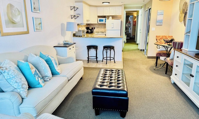 Ortona Park Resort | Ocean Front well furnished 1-bedroom condo with great view!