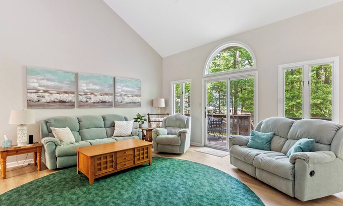 Ocean Pines House | Ocean Pines- Great for large families!