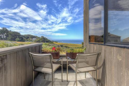 Sea Ranch House | Ocean Retreat - BBQ Hot Tub & Ocean Views