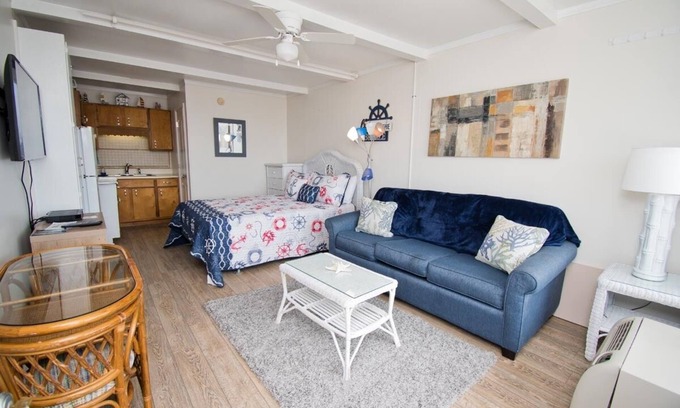 Atlantic Beach Condo | Ocean Sands 204A, Oceanside Condo in Atlantic Beach, NC!