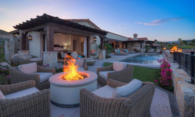 Palmilla Villa | Ocean View 6BR Casa Bella Villa Includes Pool, Fire Pit, Gourmet Kitchen + More