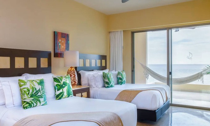 South Shore Hotel Area Hotel | Ocean-View Deluxe Room w/Private Terrace & Hammock – Puerto Vallarta