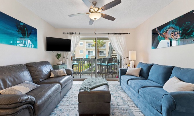 Pensacola Beach Villa | Ocean View; Fast Beach Access; Pool; Family-Sized Villa; Ideal Spot!