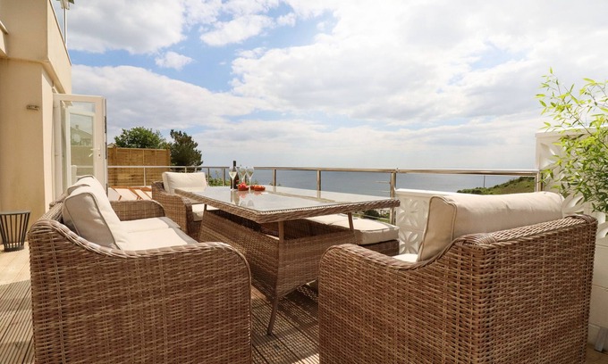 Downderry Cottage | Ocean View