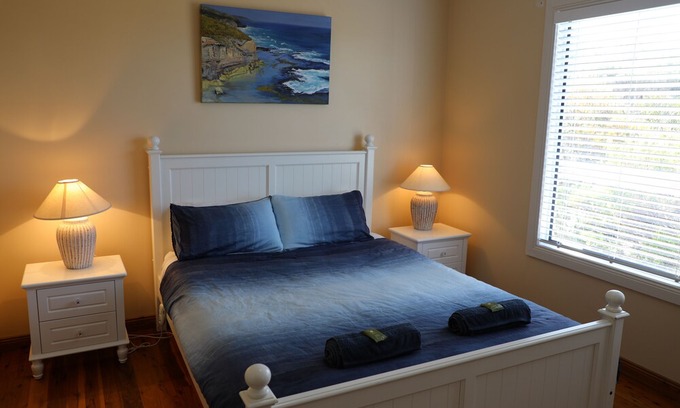 Newland House | Ocean View overlooking Vivonne Bay