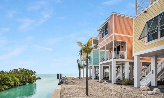 Plantation Key Resort | Oceanfront 2bedroom home with sweeping ocean views!