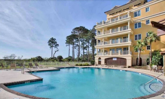 Daufuskie Island Condo | Oceanfront 3BR Villa on Daufuskie Island