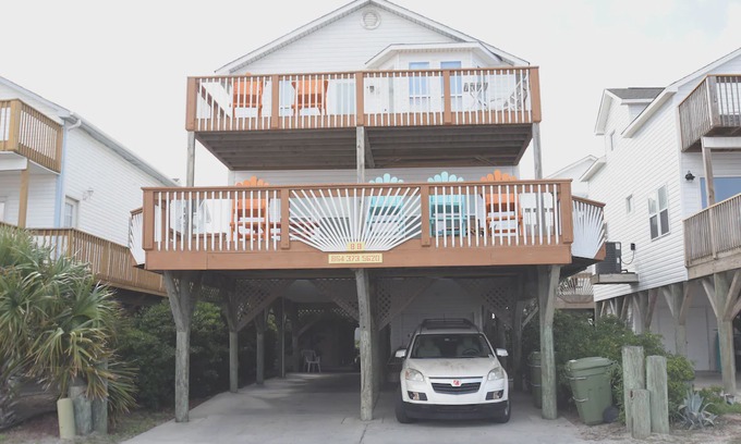 Surfside Beach House | Oceanfront B8 (5br/3ba) in Ocean Lakes Campground