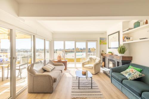 Oeiras Apartment | OceanFront & Big Terrace Private Condo