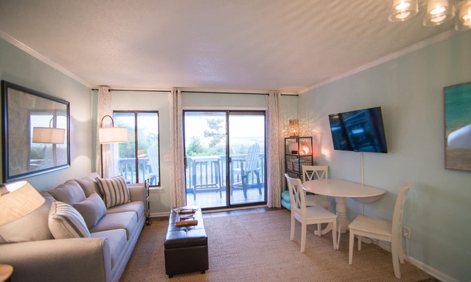 Tybee Island Condo | Oceanfront condo in gated complex w/pool, tennis, beach & amazing sunsets!